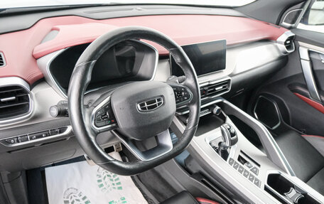 Geely Coolray I, 2022 год, 1 749 000 рублей, 8 фотография