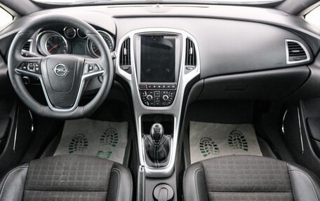 Opel Astra J, 2012 год, 899 000 рублей, 11 фотография