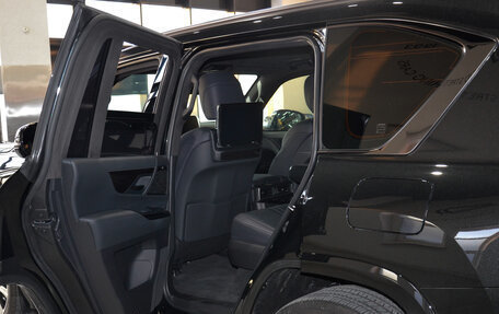 Lexus LX, 2025 год, 44 000 000 рублей, 14 фотография