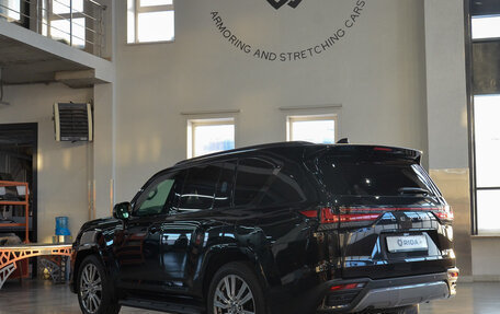 Lexus LX, 2025 год, 44 000 000 рублей, 5 фотография