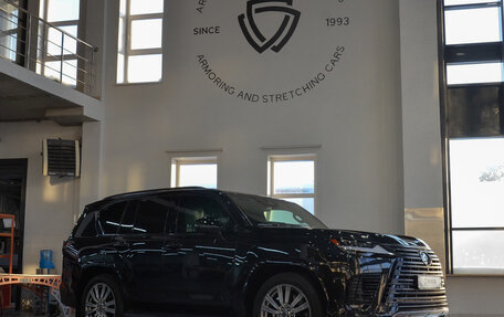 Lexus LX, 2025 год, 44 000 000 рублей, 3 фотография