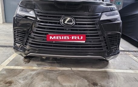 Lexus LX, 2025 год, 44 000 000 рублей, 18 фотография