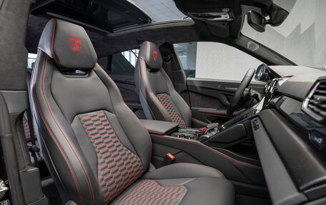 Lamborghini Urus I, 2024 год, 41 000 000 рублей, 7 фотография