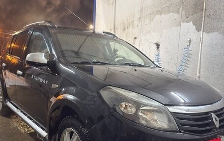 Renault Sandero I, 2013 год, 850 000 рублей, 1 фотография