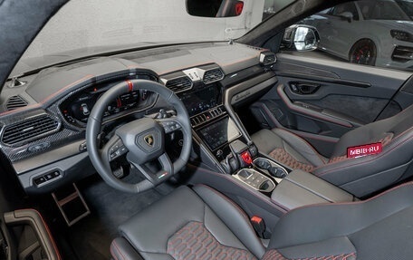 Lamborghini Urus I, 2024 год, 41 000 000 рублей, 6 фотография