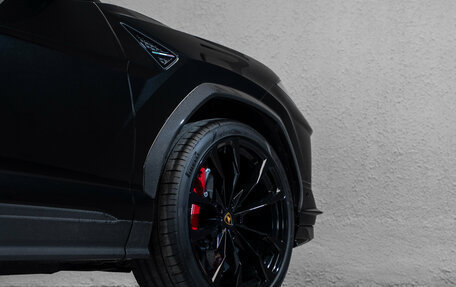 Lamborghini Urus I, 2024 год, 41 000 000 рублей, 12 фотография