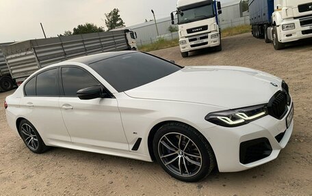 BMW 5 серия, 2020 год, 5 100 000 рублей, 4 фотография