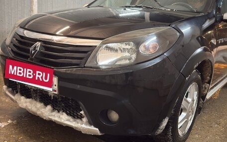 Renault Sandero I, 2013 год, 850 000 рублей, 3 фотография