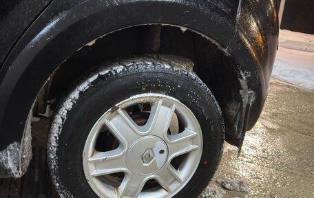 Renault Sandero I, 2013 год, 850 000 рублей, 17 фотография