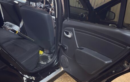 Renault Sandero I, 2013 год, 850 000 рублей, 21 фотография