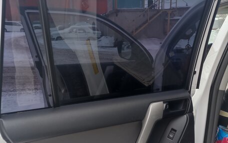 Toyota Land Cruiser Prado 150 рестайлинг 2, 2012 год, 2 550 000 рублей, 1 фотография