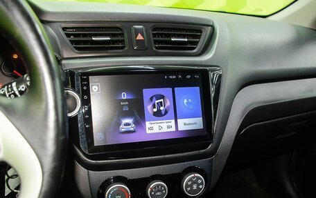 KIA Rio III рестайлинг, 2015 год, 1 050 000 рублей, 17 фотография