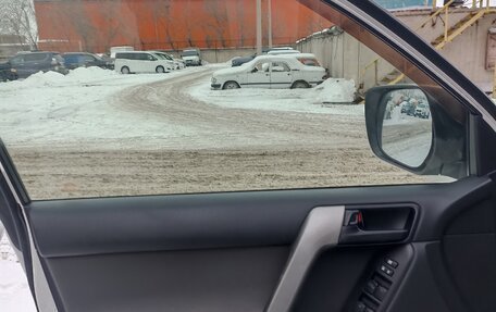 Toyota Land Cruiser Prado 150 рестайлинг 2, 2012 год, 2 550 000 рублей, 2 фотография