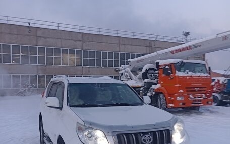 Toyota Land Cruiser Prado 150 рестайлинг 2, 2012 год, 2 550 000 рублей, 10 фотография