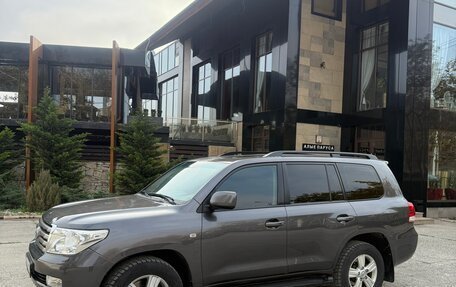 Toyota Land Cruiser 200, 2007 год, 2 900 000 рублей, 5 фотография