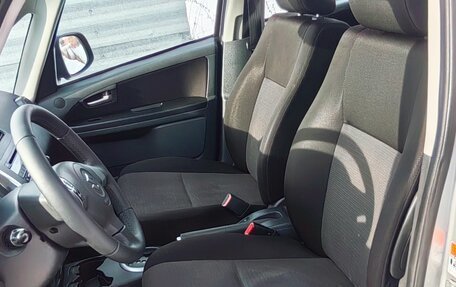 Suzuki SX4 II рестайлинг, 2008 год, 677 000 рублей, 23 фотография