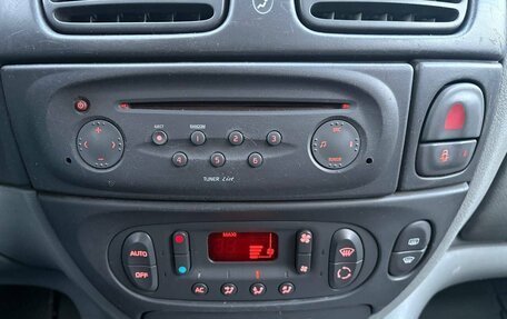 Renault Scenic III, 2003 год, 199 000 рублей, 17 фотография