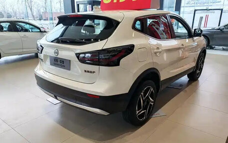 Nissan Qashqai, 2025 год, 2 800 000 рублей, 5 фотография