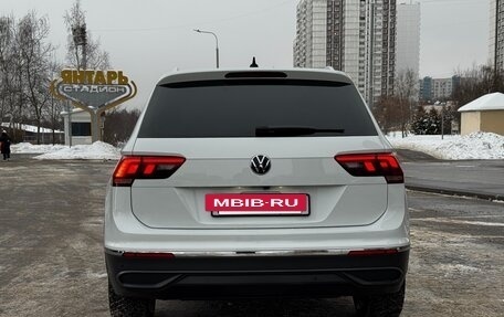 Volkswagen Tiguan II, 2021 год, 2 850 000 рублей, 27 фотография