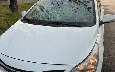 Hyundai Solaris II рестайлинг, 2015 год, 899 000 рублей, 1 фотография