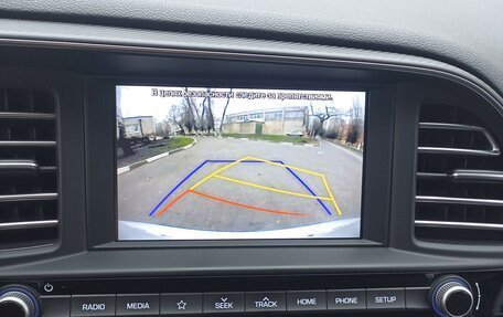 Hyundai Elantra VI рестайлинг, 2019 год, 1 875 000 рублей, 13 фотография