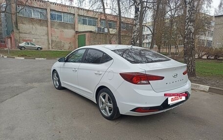 Hyundai Elantra VI рестайлинг, 2019 год, 1 875 000 рублей, 7 фотография