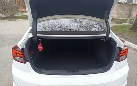 Hyundai Elantra VI рестайлинг, 2019 год, 1 875 000 рублей, 20 фотография