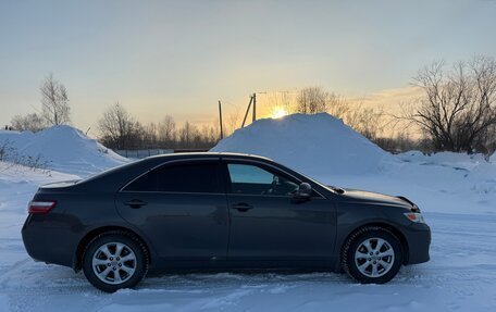 Toyota Camry, 2010 год, 1 350 000 рублей, 10 фотография