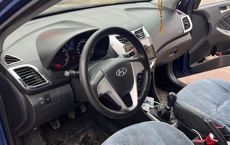 Hyundai Solaris II рестайлинг, 2012 год, 790 000 рублей, 10 фотография