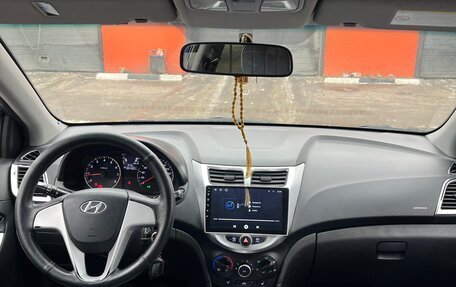 Hyundai Solaris II рестайлинг, 2012 год, 790 000 рублей, 9 фотография