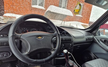 Chevrolet Niva I рестайлинг, 2004 год, 380 000 рублей, 10 фотография