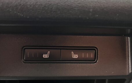 Land Rover Discovery Sport I рестайлинг, 2015 год, 2 570 000 рублей, 36 фотография