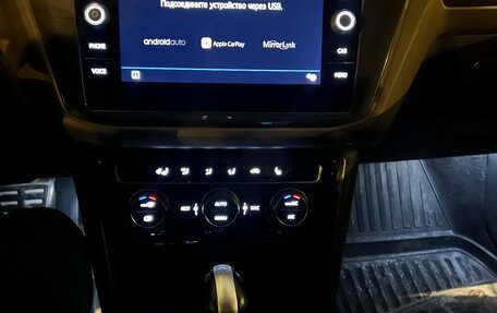 Volkswagen Tiguan II, 2019 год, 3 200 000 рублей, 4 фотография