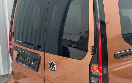 Volkswagen Caddy IV, 2023 год, 2 950 000 рублей, 7 фотография