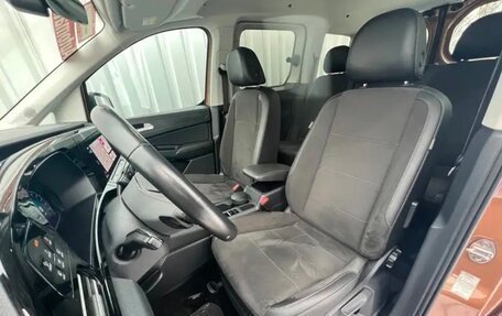 Volkswagen Caddy IV, 2023 год, 2 950 000 рублей, 10 фотография