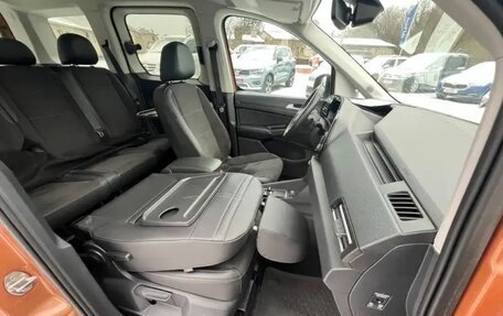 Volkswagen Caddy IV, 2023 год, 2 950 000 рублей, 15 фотография