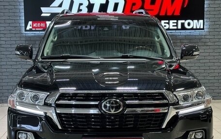 Toyota Land Cruiser 200, 2016 год, 5 887 000 рублей, 3 фотография