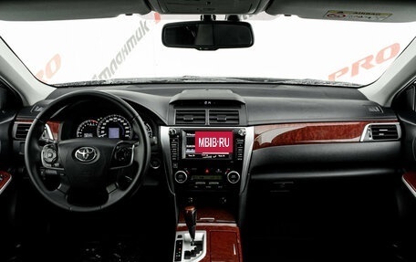 Toyota Camry, 2012 год, 1 700 000 рублей, 11 фотография