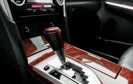 Toyota Camry, 2012 год, 1 700 000 рублей, 23 фотография