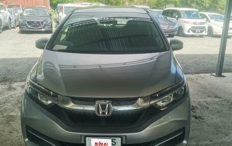 Honda Shuttle II, 2016 год, 1 180 000 рублей, 16 фотография