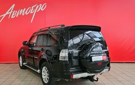 Mitsubishi Pajero IV, 2011 год, 1 569 000 рублей, 3 фотография