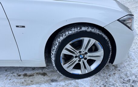 BMW 3 серия, 2013 год, 1 950 000 рублей, 13 фотография