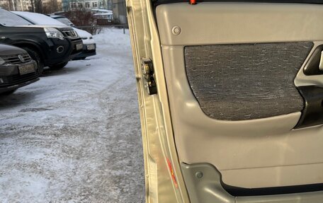 ЛуАЗ Patriot, 2011 год, 750 000 рублей, 16 фотография