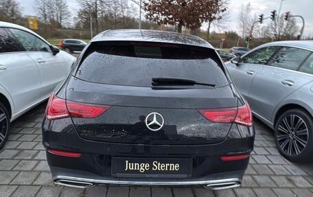 Mercedes-Benz CLA, 2022 год, 3 850 000 рублей, 3 фотография