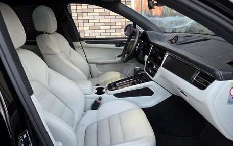 Porsche Macan I рестайлинг, 2023 год, 7 500 000 рублей, 11 фотография