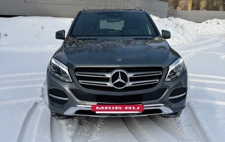 Mercedes-Benz GLE, 2017 год, 4 700 000 рублей, 3 фотография