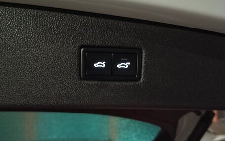 Volkswagen Tiguan II, 2018 год, 2 400 000 рублей, 9 фотография