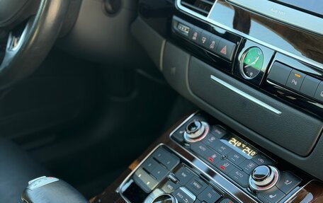 Audi A8, 2015 год, 3 850 000 рублей, 11 фотография