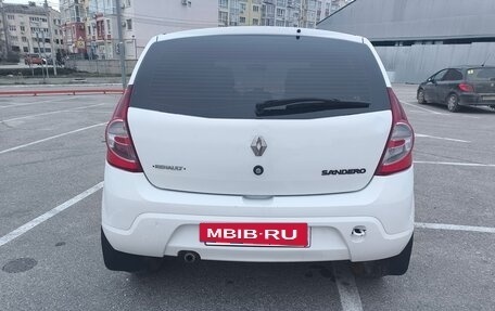 Renault Sandero I, 2013 год, 630 000 рублей, 5 фотография
