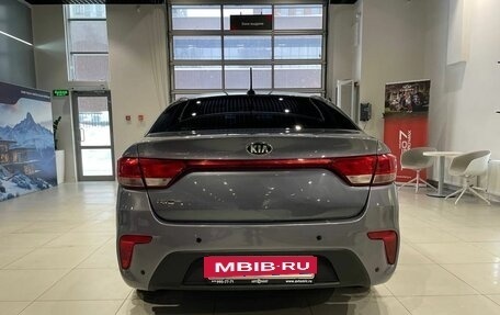 KIA Rio IV, 2018 год, 1 000 000 рублей, 5 фотография